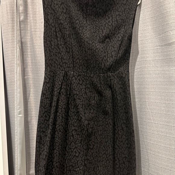 LOFT Black Textured Semi Fitted Midi Dress - Picture 2 of 4